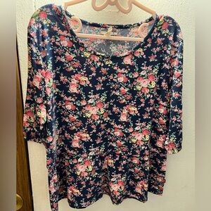 Levi’s Woman’s Peplum Short Sleeve Top S